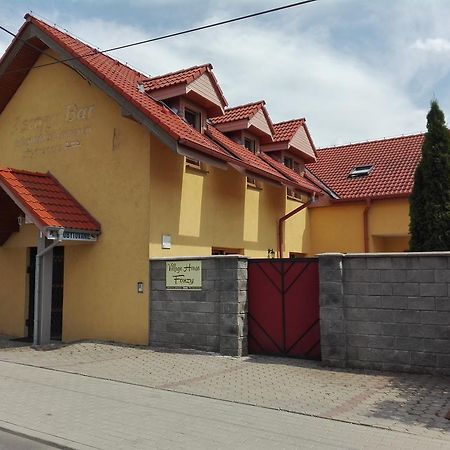 Village House Fonzy Hrabušice Eksteriør billede